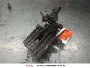 O208299 Gebruikte remklauw (tang) rechts-achter Volkswagen Golf