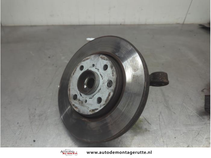 Gebruikte Asschenkel links-voor Citroen C1 O208312