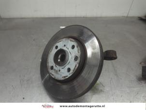 O208312 Gebruikte fusee links-voor Citroen C1