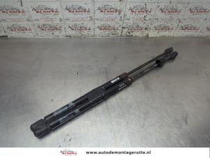 O208287 Gebruikte set gasdempers achterklep Hyundai I10