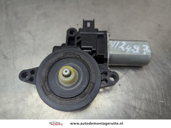 Gebruikte Raammotor Portier Mazda 3 O208341