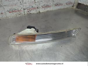 O208343 Gebruikte pinker links Volkswagen Beetle