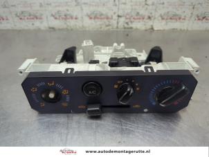 O208345 Gebruikte kachel bedieningspaneel Daihatsu Young RV