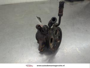 O208352 Gebruikte stuurbekrachtiging pomp Toyota Starlet