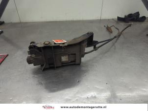 O208355 Gebruikte handrem mechaniek Renault Megane Scenic
