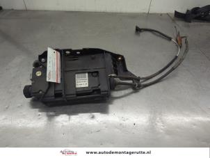 O208356 Gebruikte handrem mechaniek Renault Megane Scenic