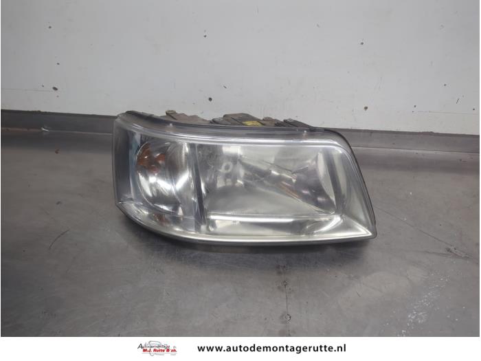 Gebruikte Koplamp rechts Volkswagen Transporter O208357