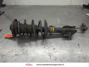 O208423 Gebruikte voorpoot rechts Opel Vectra