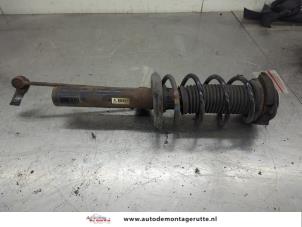 O208412 Gebruikte schokdemperpoot links-voor Volkswagen Golf Plus