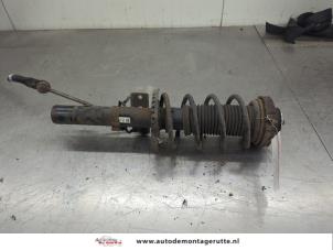 O208409 Gebruikte schokdemperpoot rechts-voor Seat Ibiza