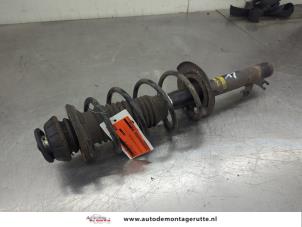 O208396 Gebruikte schokdemperpoot links-voor Citroen C1