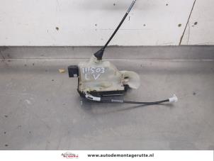 O208392 Gebruikte deurslot mechaniek 4deurs links-voor Peugeot 208