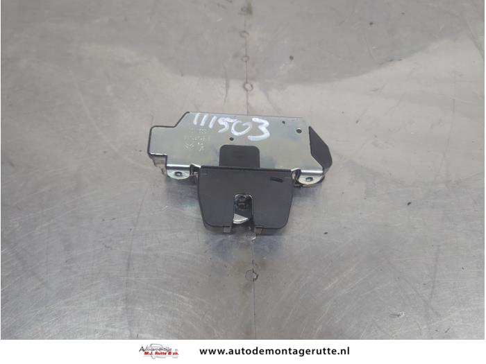 Gebruikte Slotmechaniek Achterklep Peugeot 208 O208404