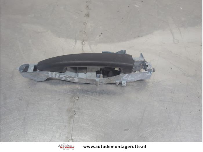 Gebruikte Deurgreep 4Deurs links-voor Peugeot 208 O208400