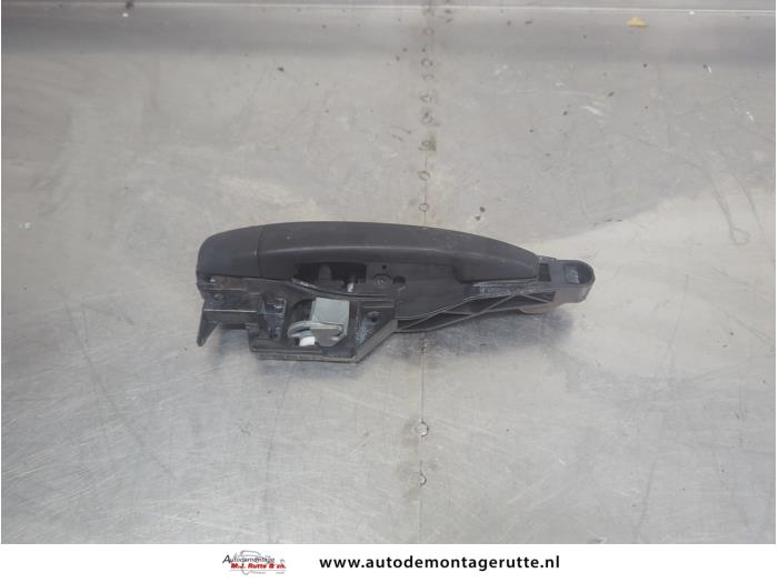Gebruikte Portiergreep 4Deurs links-achter Peugeot 208 O208403