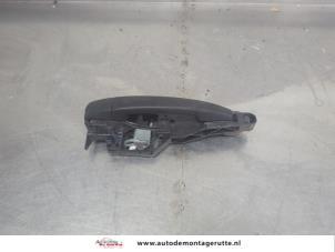 O208403 Gebruikte portiergreep 4deurs links-achter Peugeot 208