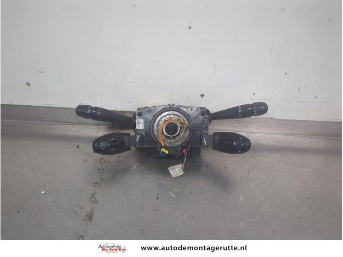 Gebruikte Combischakelaar Stuurkolom Peugeot 208 O208428