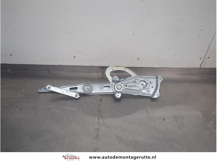 Gebruikte Ruitmechaniek 4Deurs links-voor Renault Scenic O208437