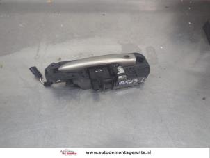 O208448 Gebruikte portiergreep 4deurs links-voor Renault Scenic