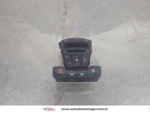 O208477 Gebruikte chaufage bedieningspaneel Renault Laguna