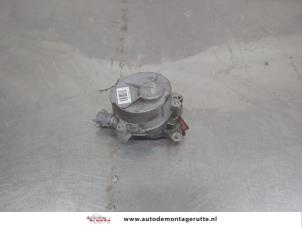 O208476 Gebruikte vacuumpomp (diesel) Renault Laguna