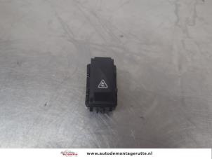 O208467 Gebruikte schakelaar esp Renault Laguna