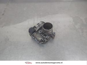 O208466 Gebruikte gasklephuis Renault Laguna