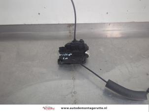 O208488 Gebruikte deurslot mechaniek 4deurs links-achter Renault Laguna