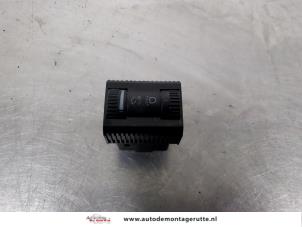 O208510 Gebruikte schakelaar koplamp ihv Volkswagen Transporter