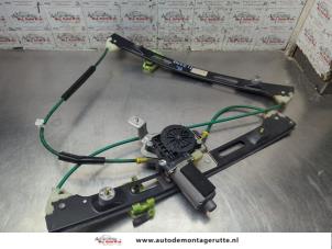 O208518 Gebruikte ruitmechaniek 2deurs rechts-voor BMW 3-Serie