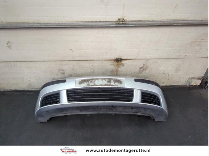 Gebruikte Bumper voor Volkswagen Golf O208543