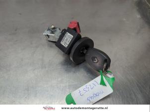 O208554 Gebruikte sleutel+contactslot Renault Modus