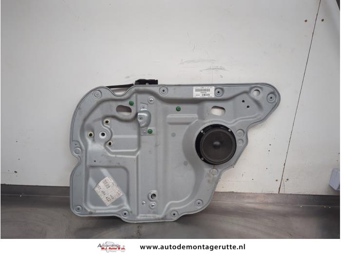 Gebruikte Raammechaniek 4Deurs rechts-achter Volkswagen Touran O208557