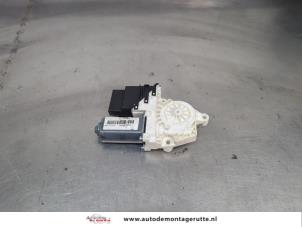 O208558 Gebruikte motor electrisch raam Volkswagen Touran