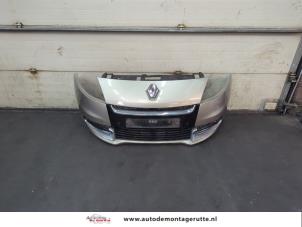 O208551 Gebruikte voorbumper Renault Scenic