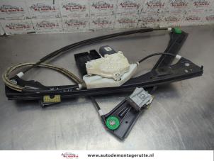 O208577 Gebruikte ruitmechaniek 2deurs rechts-voor Volkswagen Golf