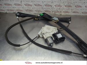 O208574 Gebruikte ruitmechaniek 2deurs links-voor Volkswagen Golf