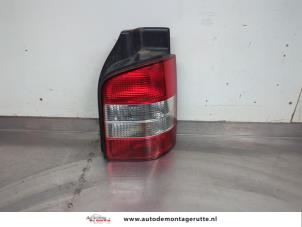 O208580 Gebruikte achterlicht rechts Volkswagen Transporter