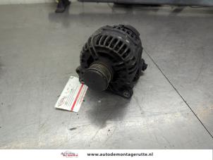O208623 Gebruikte alternator Volkswagen Golf