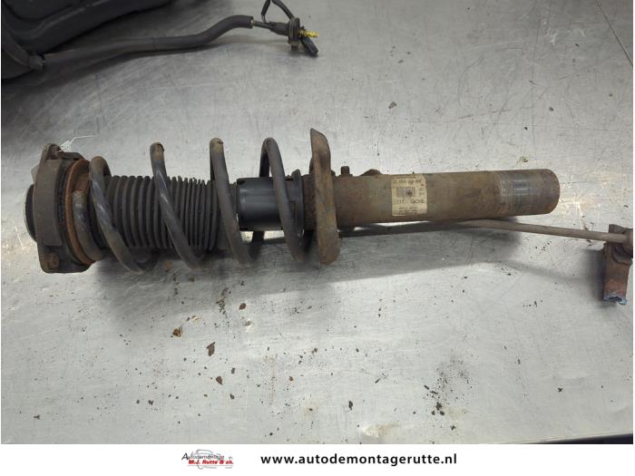 Gebruikte Schokdemperpoot rechts-voor Audi A3 O208670