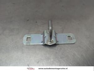 O208685 Gebruikte slotvanger achterklep Ford KA