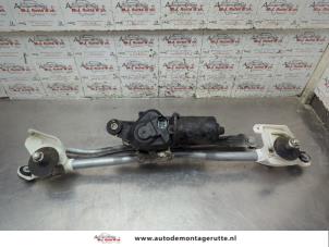 O208695 Gebruikte ruitenwismotor+mechaniek Nissan Micra