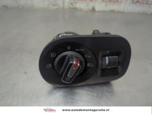 O208767 Gebruikte schakelaar licht Seat Altea