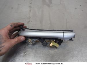 O208823 Gebruikte deurgreep 4deurs links-achter Mercedes S-Klasse