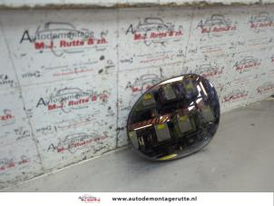 O208839 Gebruikte spiegelglas links Peugeot 107