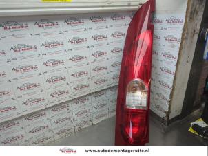 O208850 Gebruikte achterlicht links Nissan Kubistar