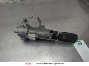 O208857 Gebruikte sleutel+contactslot Seat Ibiza