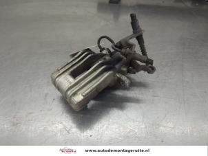O208886 Gebruikte remklauw (tang) links-achter Volkswagen Golf