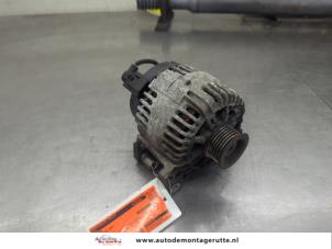 O208899 Gebruikte alternator Volkswagen Golf