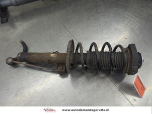 O208906 Gebruikte voorpoot rechts Volkswagen Polo